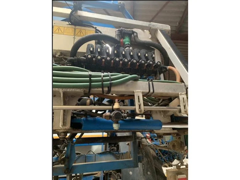 Pulvérisateur et distributeur à engrais BLANCHARD GRAND LARGE