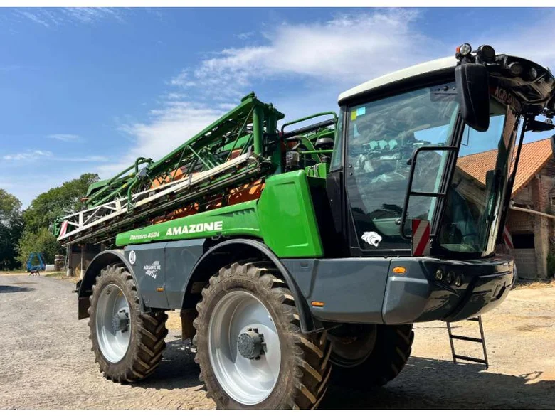 Pulvérisateur et distributeur à engrais AMAZONE PANTERA 4504