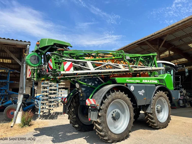 Pulvérisateur et distributeur à engrais AMAZONE PANTERA 4504