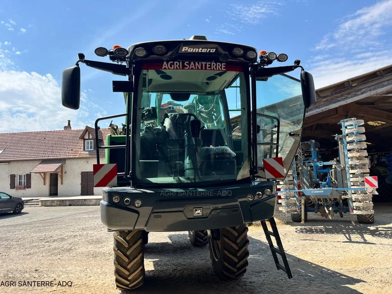 Pulvérisateur et distributeur à engrais AMAZONE PANTERA 4504