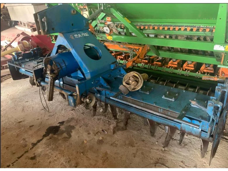 Semoir AMAZONE AD 303